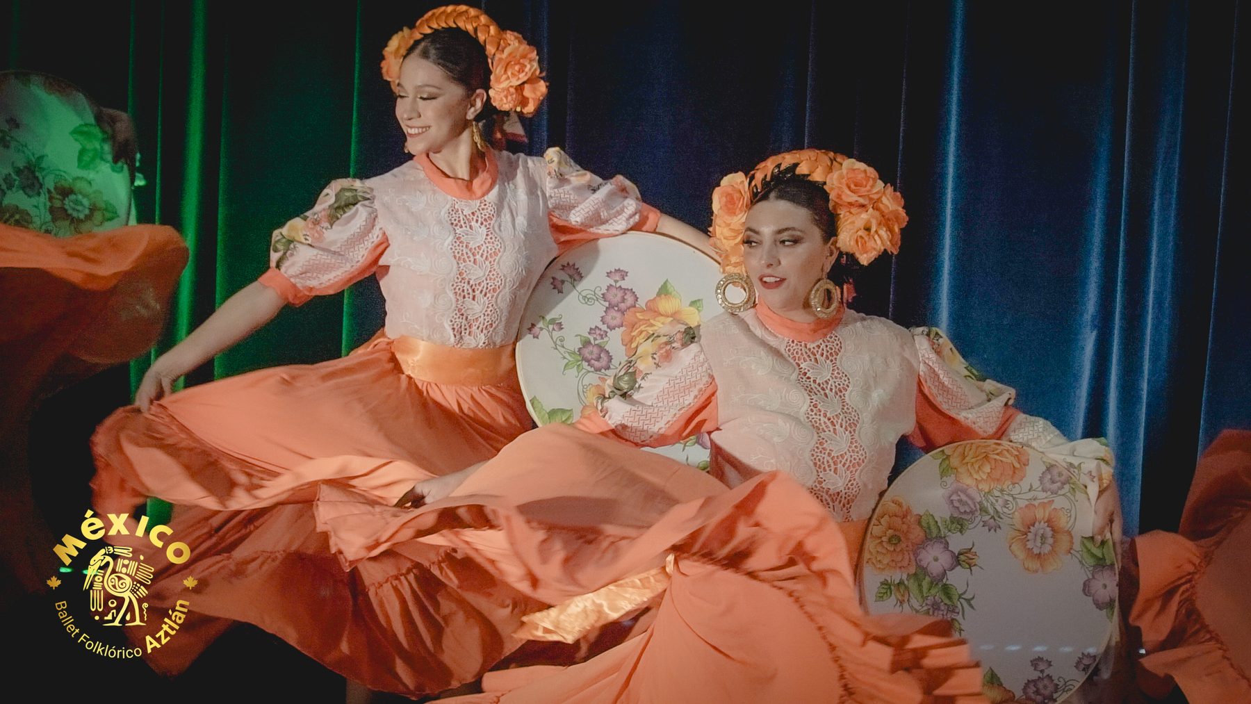 Aguascalientes dancers with painted trays